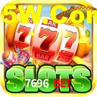 7696